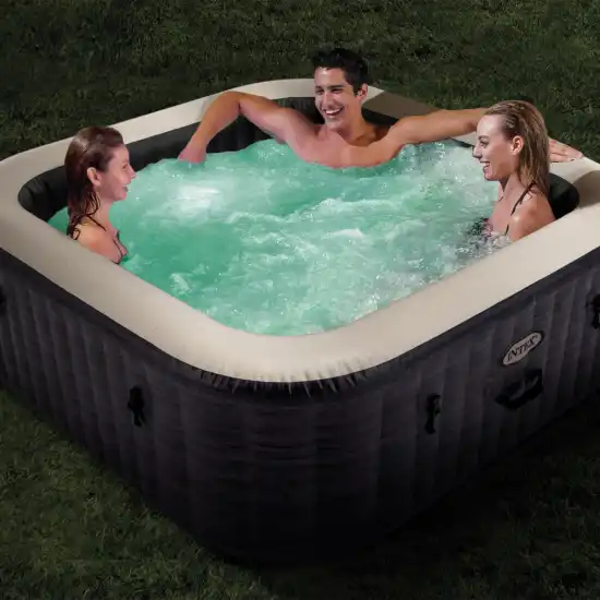 4-person Greystone Deluxe Square Bubble Spa