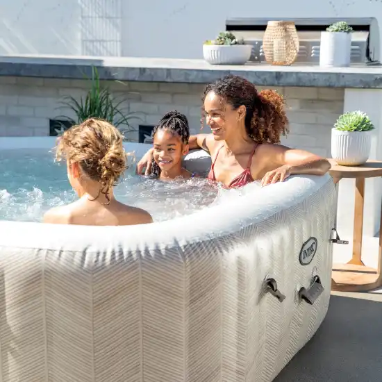 6-person Chevron Deluxe Square Bubble Spa